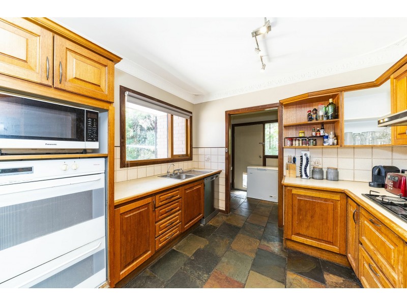 62 Edney Road, High Wycombe WA 6057