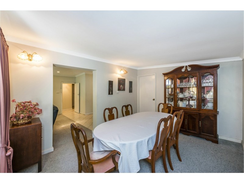 9 Swan Road, High Wycombe WA 6057