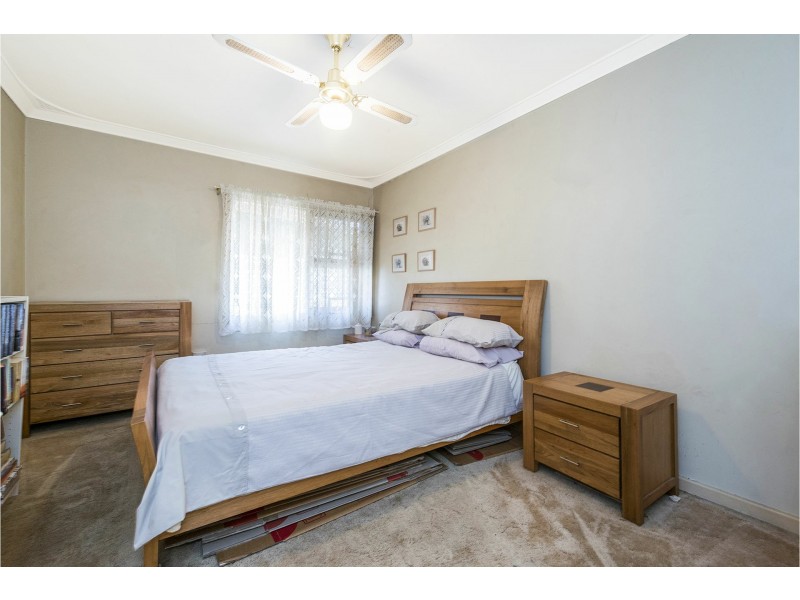 9 Swan Road, High Wycombe WA 6057