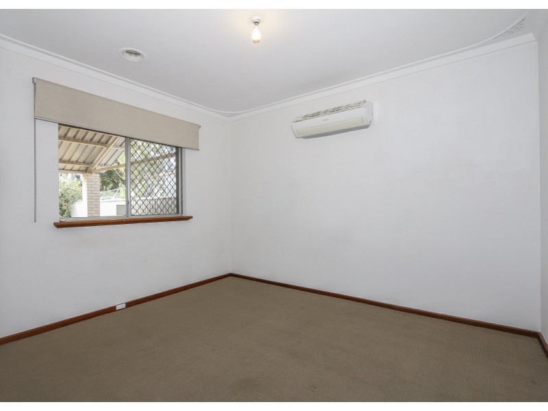 26 Gotha Way, Forrestfield WA 6058