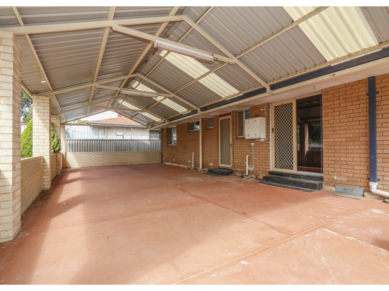 26 Gotha Way, Forrestfield WA 6058