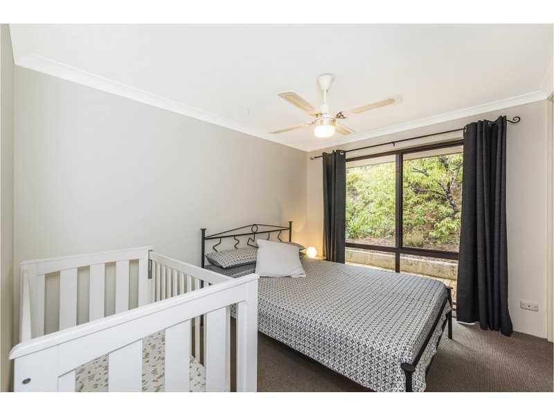 66 Walnut Road, Bickley WA 6076