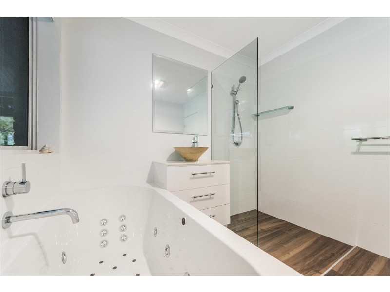 66 Walnut Road, Bickley WA 6076
