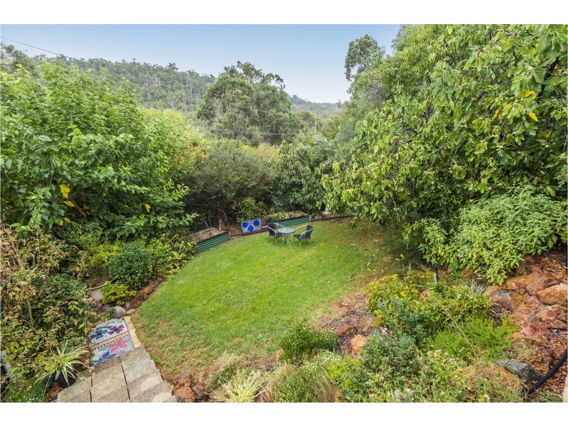 66 Walnut Road, Bickley WA 6076