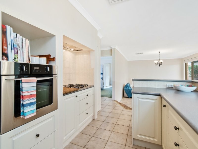 30 Fletcher Road, Lesmurdie WA 6076