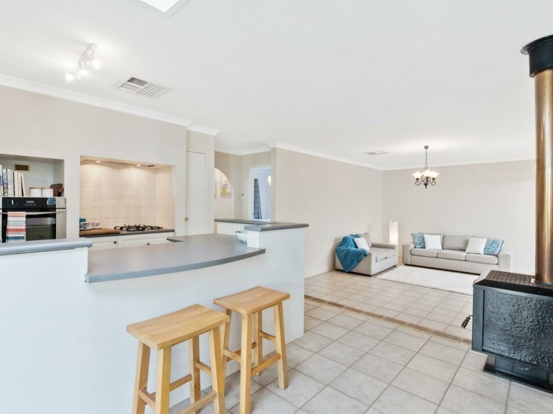 30 Fletcher Road, Lesmurdie WA 6076
