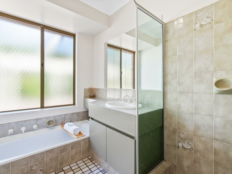 30 Fletcher Road, Lesmurdie WA 6076