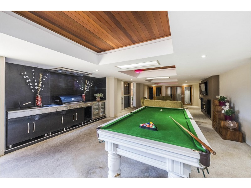 6 Bandin Place, Maida Vale WA 6057