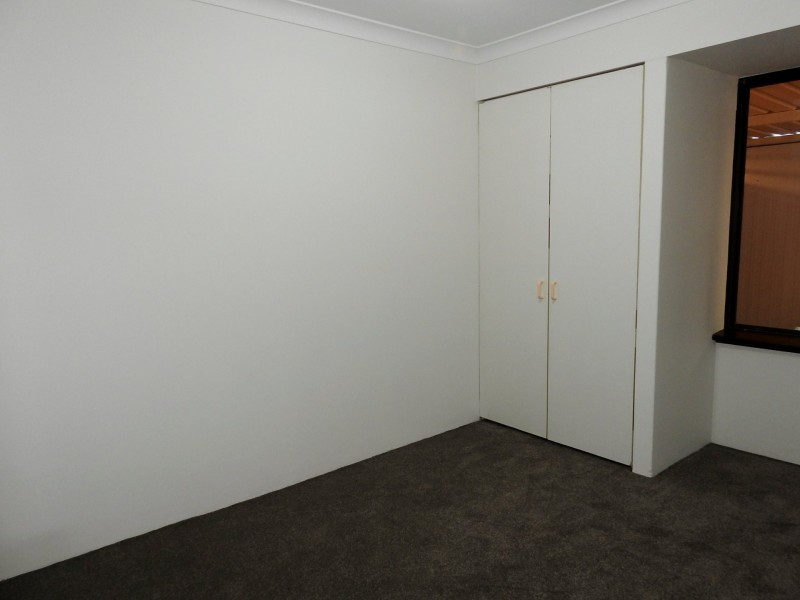 32 Golden Crescent, High Wycombe WA 6057