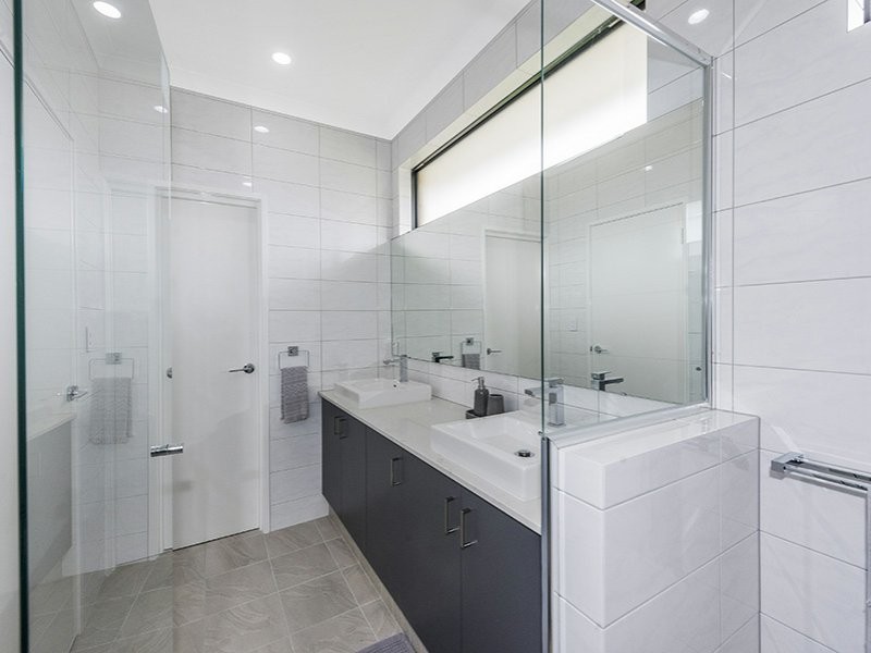 2 Rowell Gardens, High Wycombe WA 6057