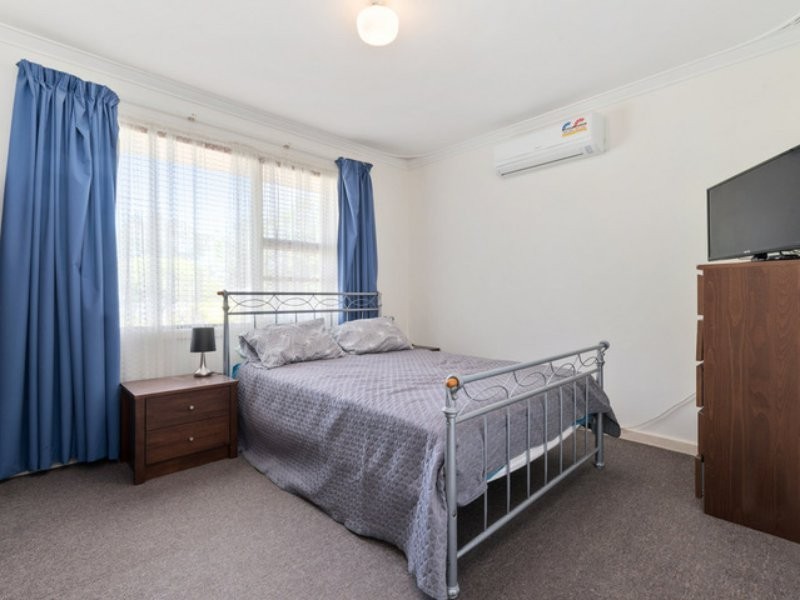 20 Corella Street, Lesmurdie WA 6076