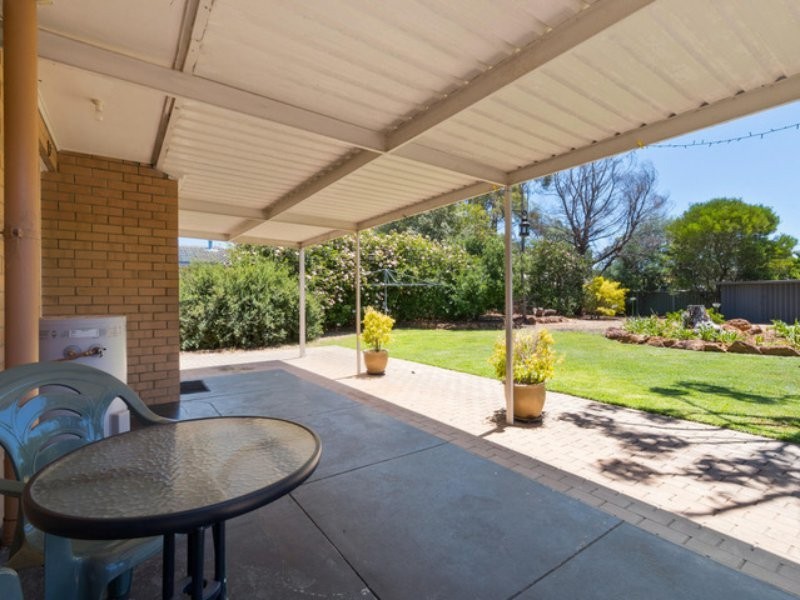 20 Corella Street, Lesmurdie WA 6076