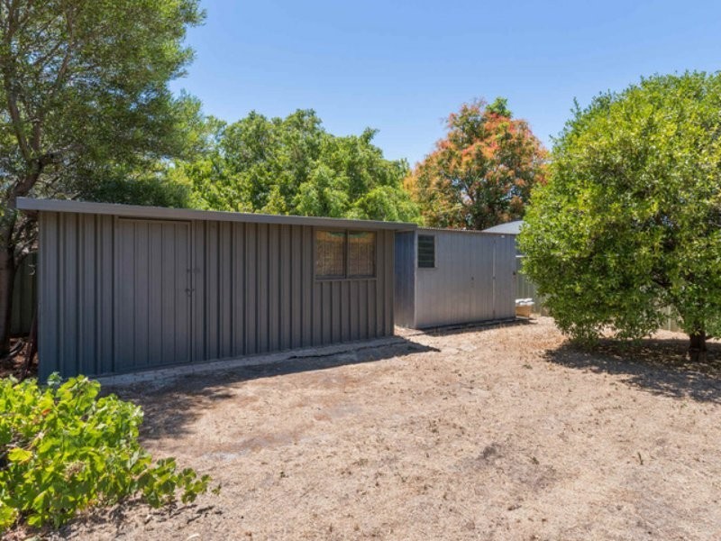 20 Corella Street, Lesmurdie WA 6076
