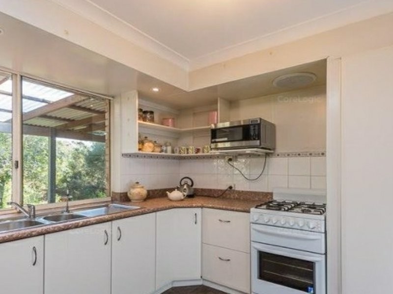 3 Birch Place, Stoneville WA 6081