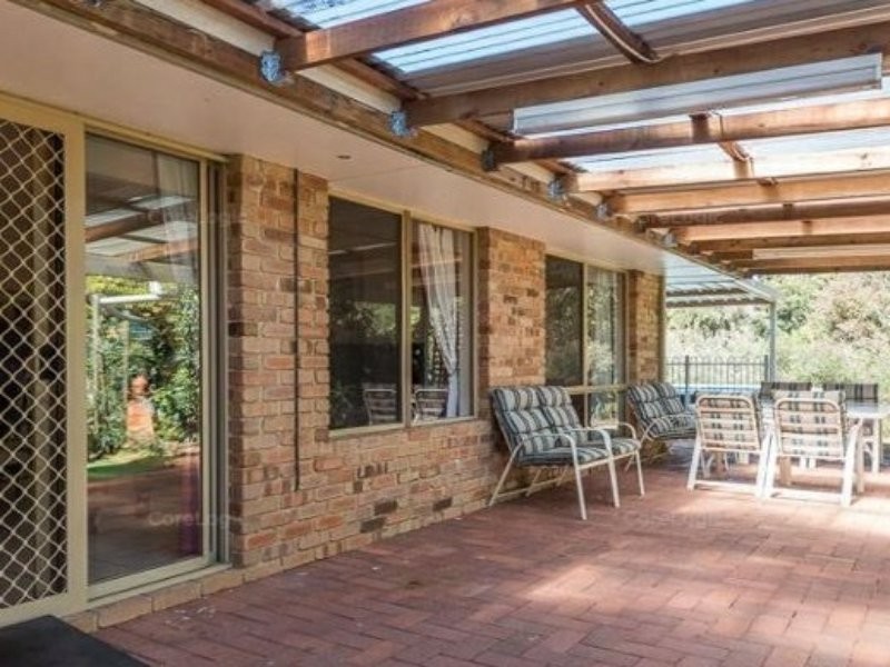 3 Birch Place, Stoneville WA 6081