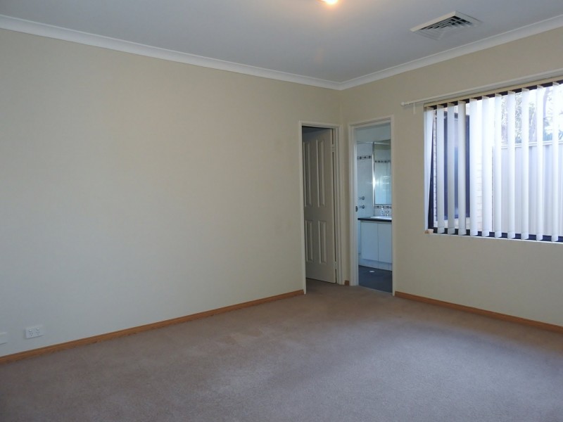 25 Littlefield Road, High Wycombe WA 6057