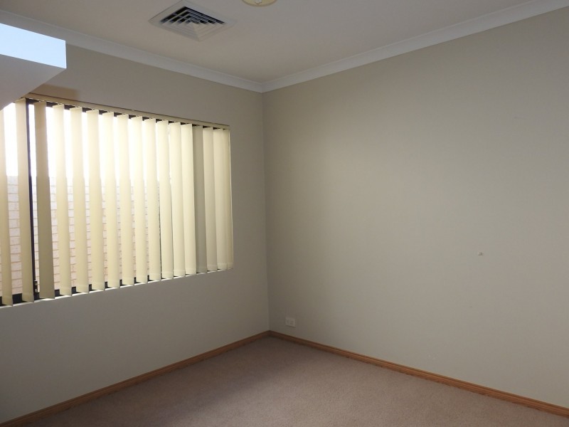 25 Littlefield Road, High Wycombe WA 6057