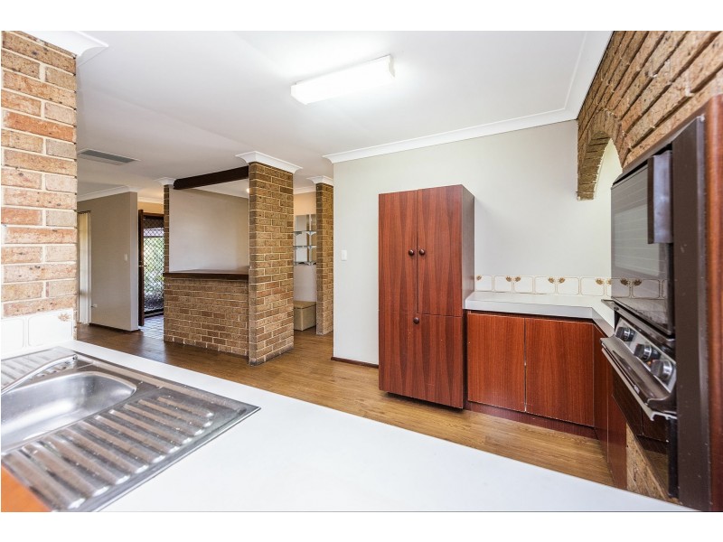 18 Cagney Way, Lesmurdie WA 6076