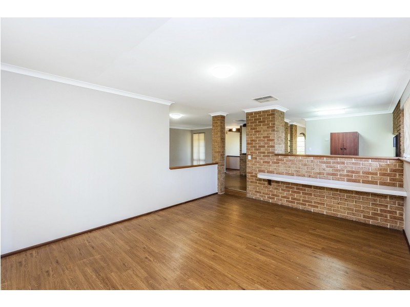 18 Cagney Way, Lesmurdie WA 6076