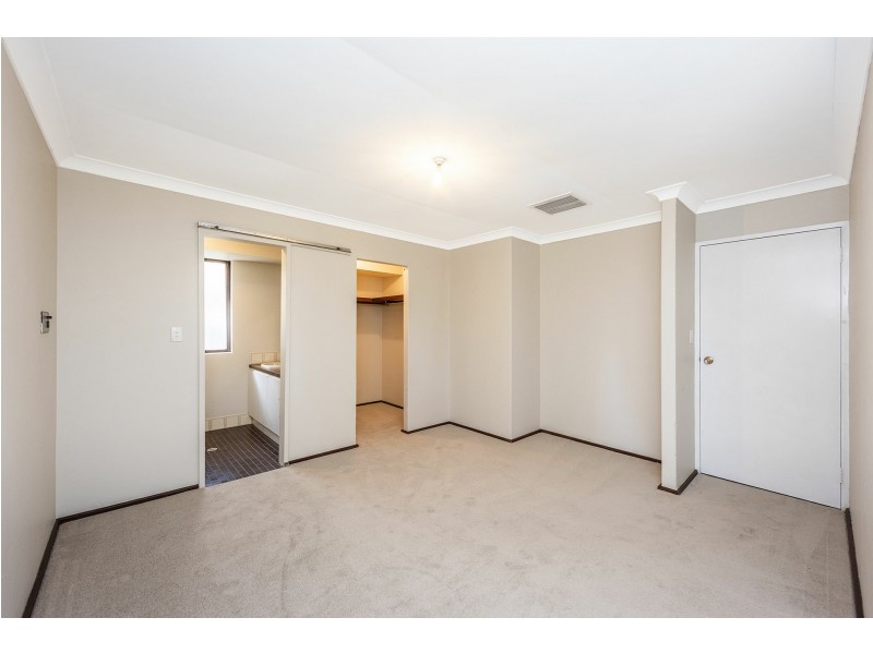 18 Cagney Way, Lesmurdie WA 6076