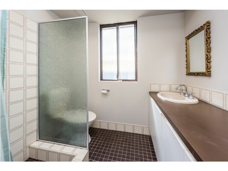 18 Cagney Way, Lesmurdie WA 6076