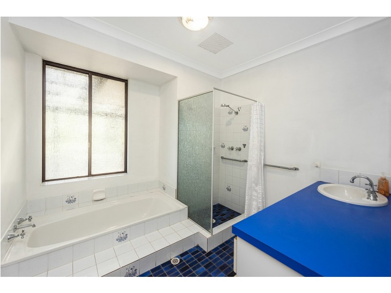 18 Cagney Way, Lesmurdie WA 6076