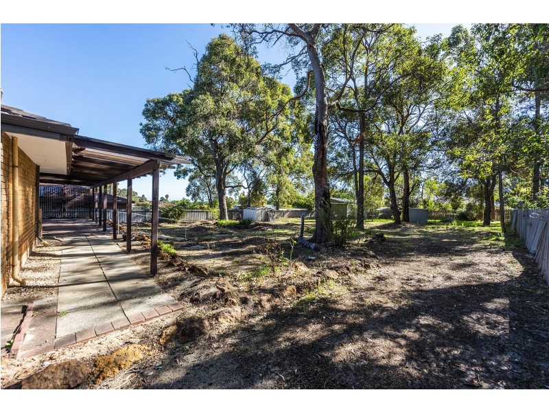 18 Cagney Way, Lesmurdie WA 6076