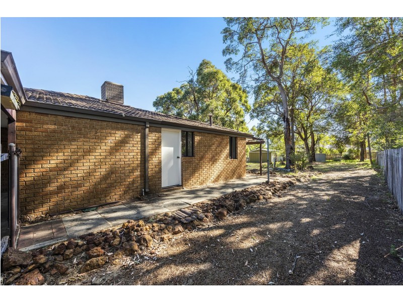 18 Cagney Way, Lesmurdie WA 6076