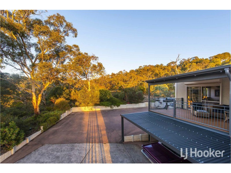 36 Nangana Way, Kalamunda WA 6076