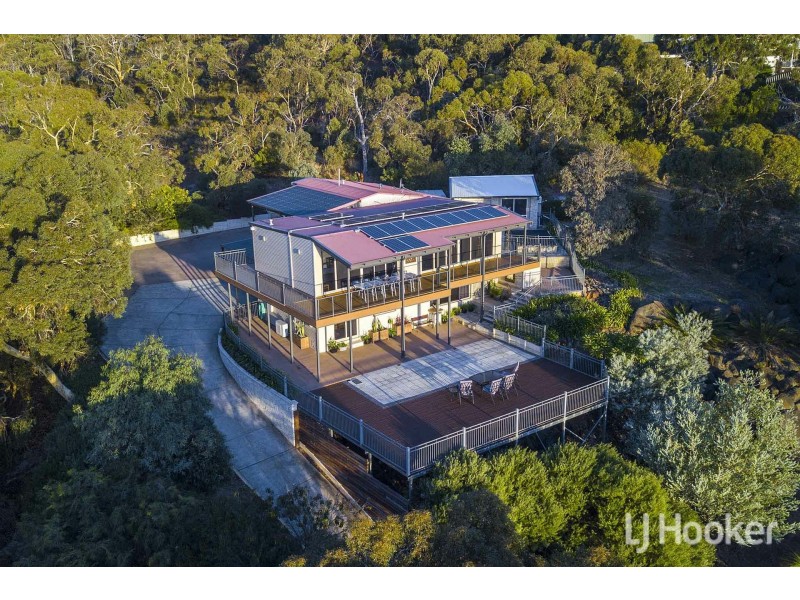 36 Nangana Way, Kalamunda WA 6076