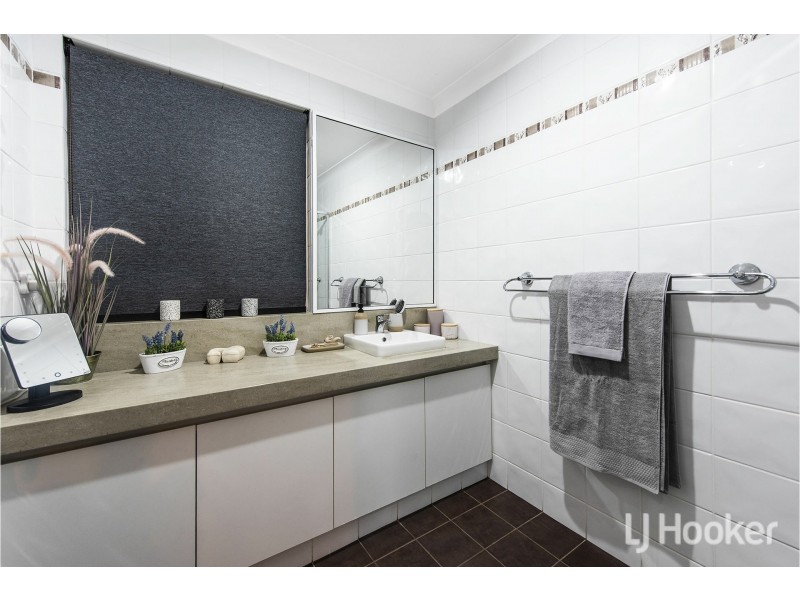 36 Nangana Way, Kalamunda WA 6076