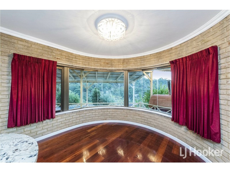 23 Torwood Drive, Gooseberry Hill WA 6076