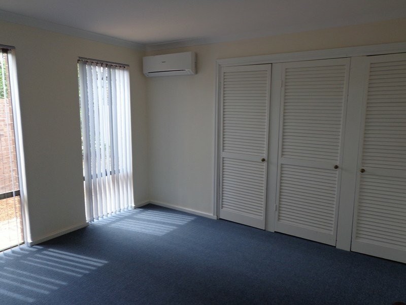 58 Moira Ave, Forrestfield WA 6058