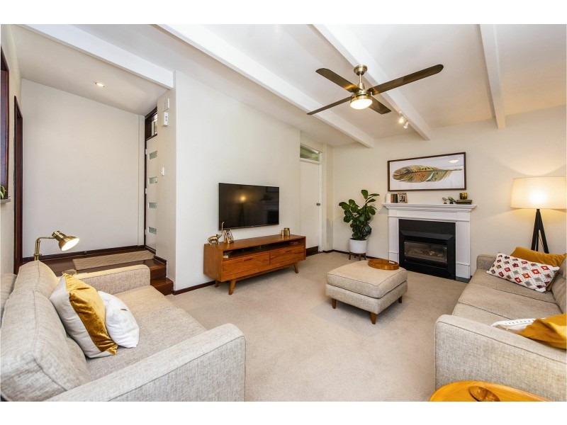 17 Recreation Road, Kalamunda WA 6076