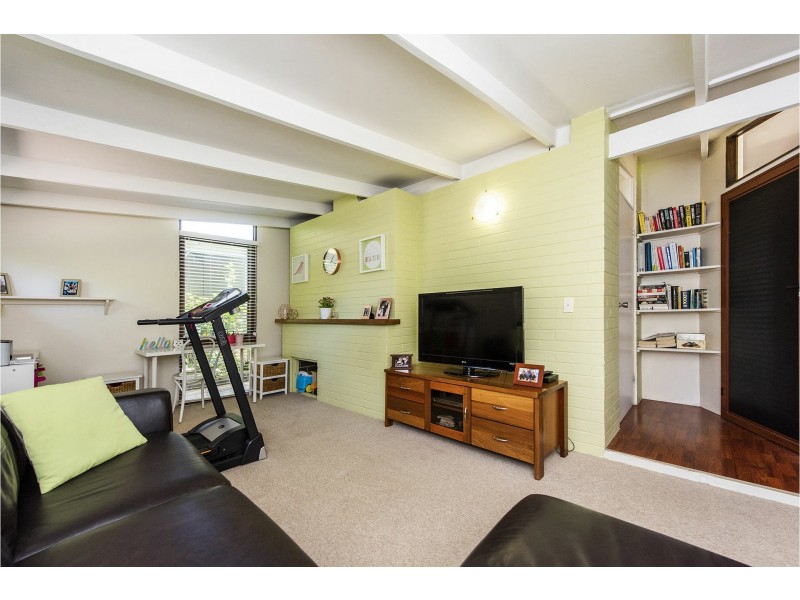 17 Recreation Road, Kalamunda WA 6076