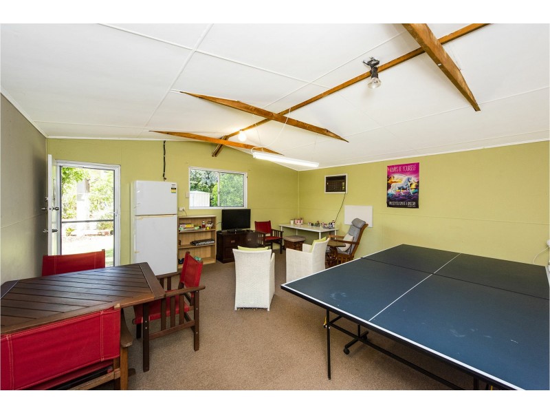 17 Recreation Road, Kalamunda WA 6076