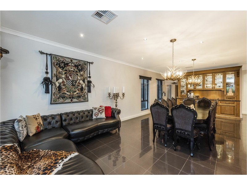 16 Welby Crescent, High Wycombe WA 6057