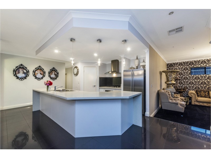 16 Welby Crescent, High Wycombe WA 6057