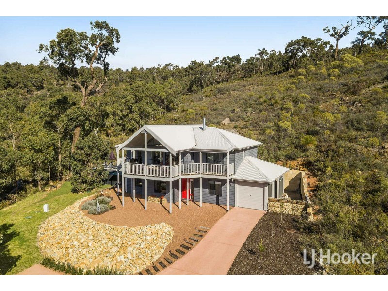 40 Persimmon Place, Kalamunda WA 6076