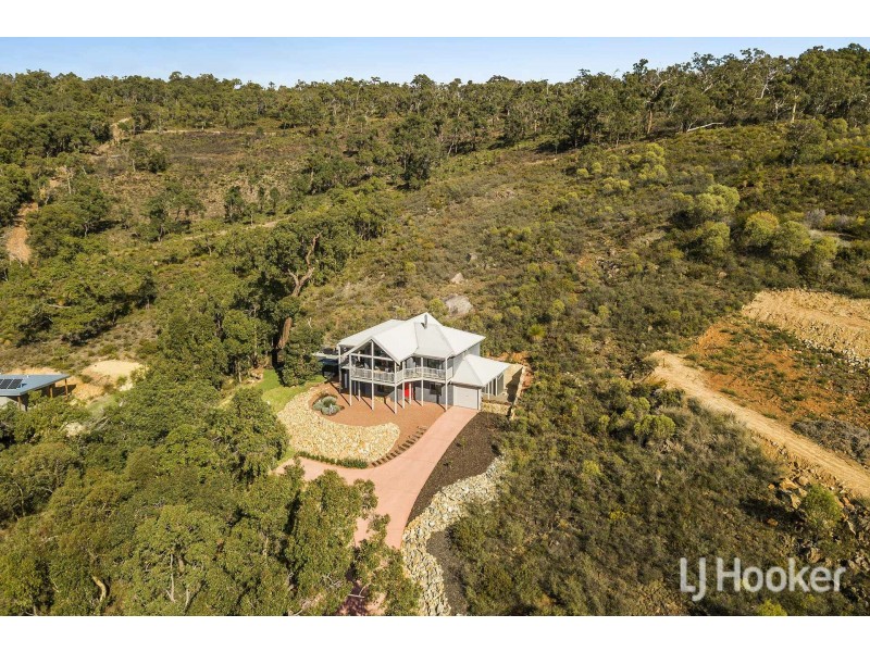 40 Persimmon Place, Kalamunda WA 6076