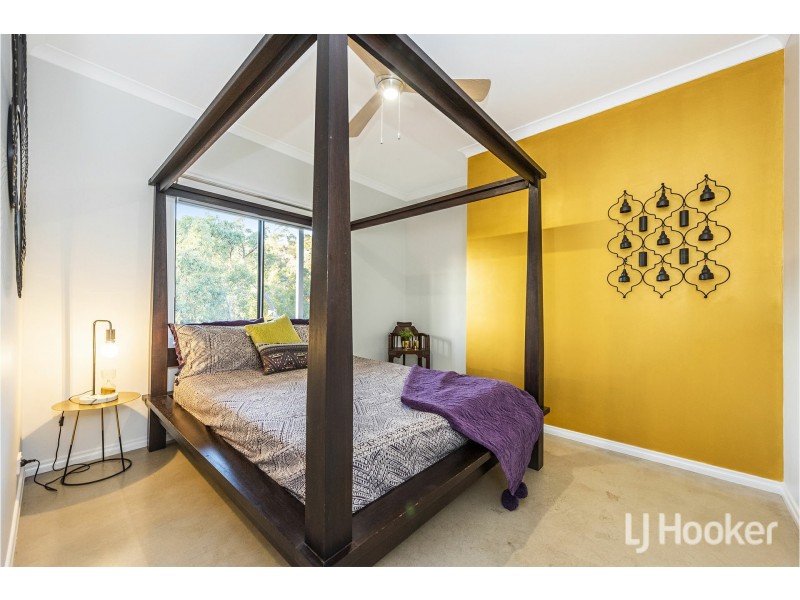 40 Persimmon Place, Kalamunda WA 6076