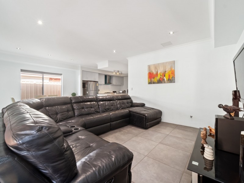 Unit 10/2 Briza Lane, Forrestfield WA 6058