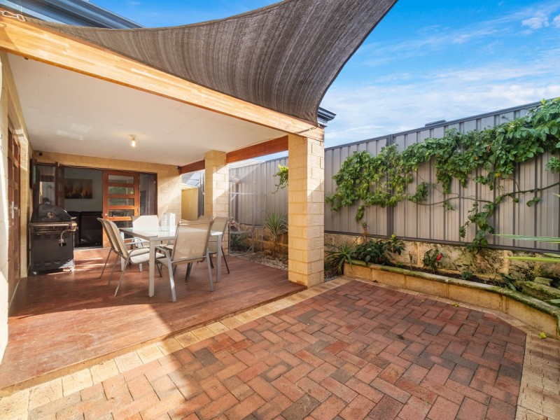 Unit 10/2 Briza Lane, Forrestfield WA 6058