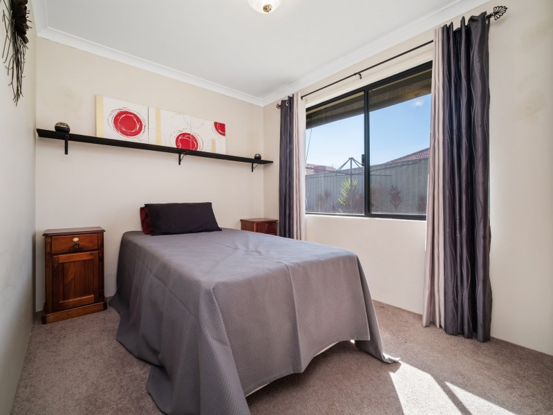 9 Banks Place, High Wycombe WA 6057