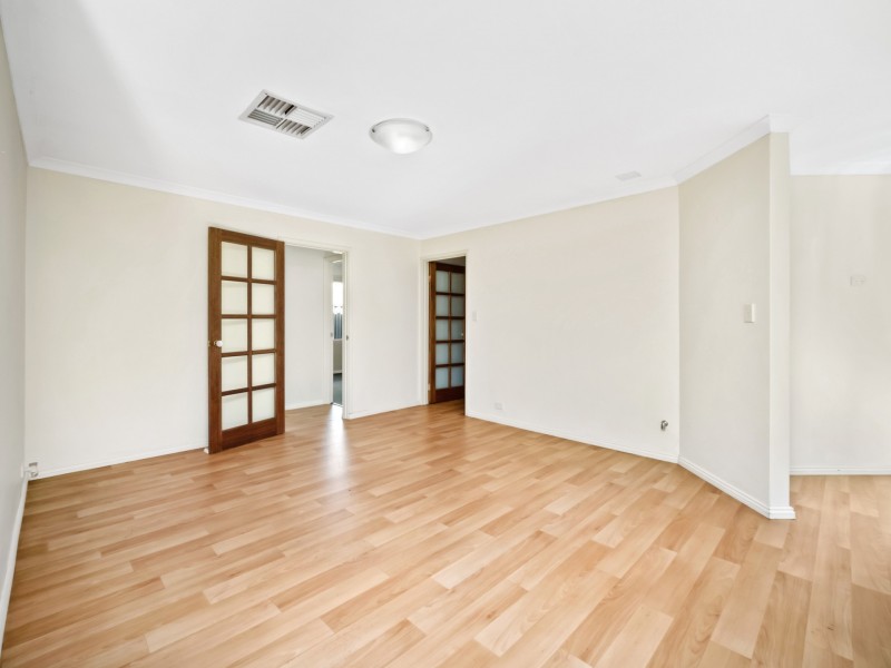 20 Rowell Gardens, High Wycombe WA 6057