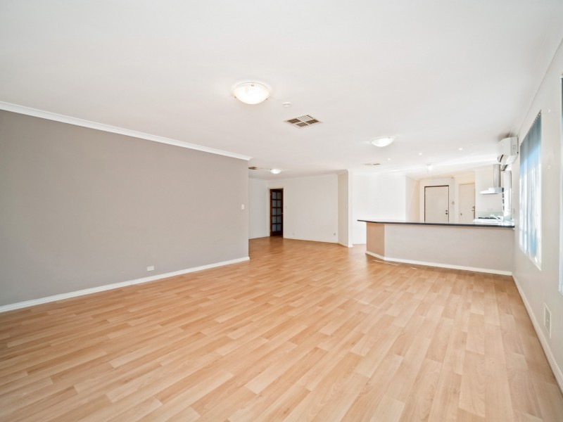 20 Rowell Gardens, High Wycombe WA 6057