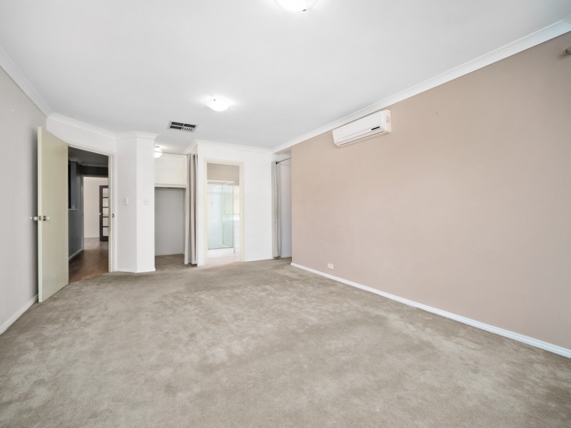 20 Rowell Gardens, High Wycombe WA 6057
