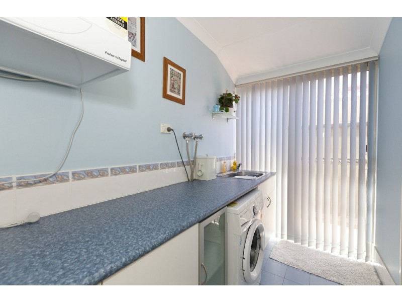 20 Rowell Gardens, High Wycombe WA 6057