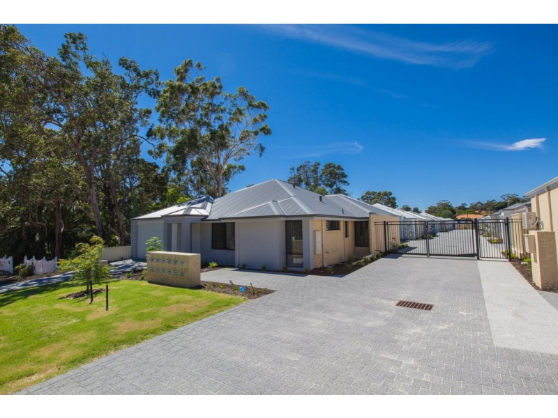 37 Boonooloo Road, Kalamunda WA 6076