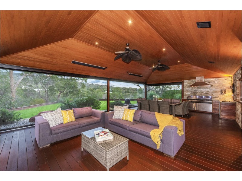 115 John Farrant Drive, Gooseberry Hill WA 6076